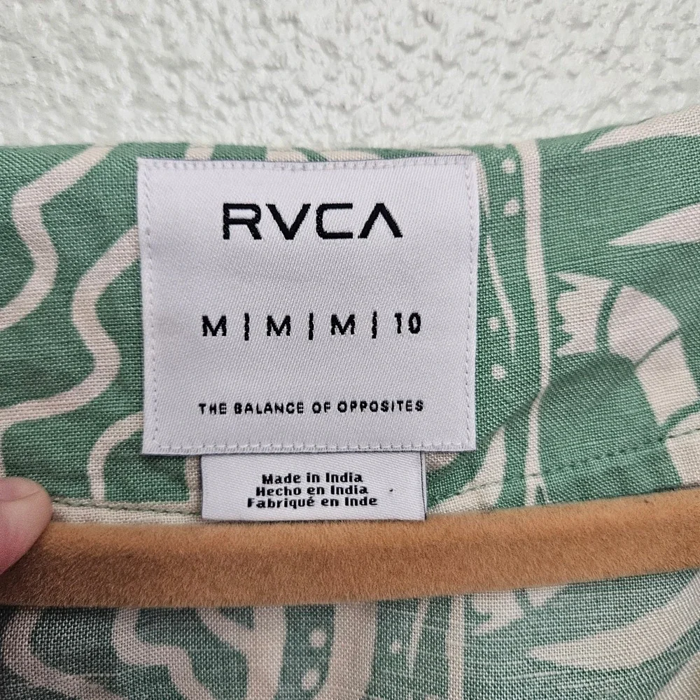 RVCA button front
